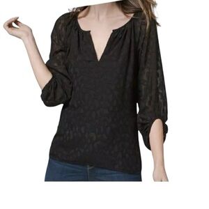 WHBM White House Black Market Animal print Jacquard Blouse Black size Large
